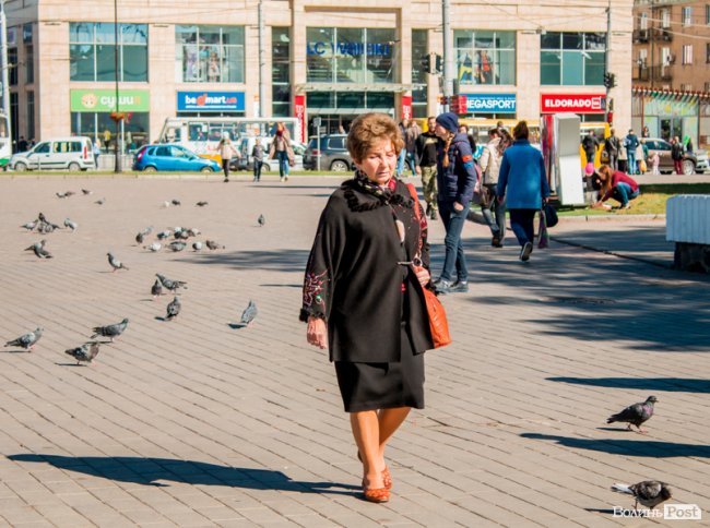 Осінній лук 2018: у що одягаються лучани. ФОТО