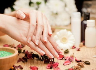 Показания к использованию лифтинг-крема для рук и тела с увлажняющим комплексом от PLEYANA