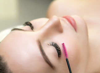Преимущества и недостатки наращивания ресниц Преимущества и недостатки наращивания ресниц