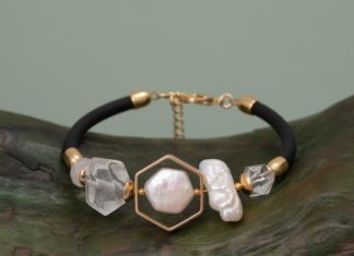 Стоит ли покупать браслеты из натуральных камней? Стоит ли покупать браслеты из натуральных камней?