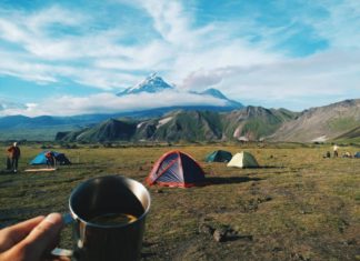 Стоит ли отправляться в тур на Камчатку: разновидности туров, где остановиться, особенности и преимущества Стоит ли отправляться в тур на Камчатку: разновидности туров, где остановиться, особенности и преимущества