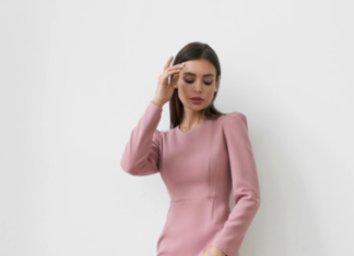 Платья миди Платья миди