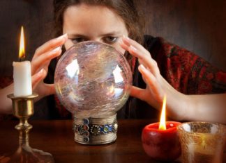 Зачем ясновидцу хрустальный шар?