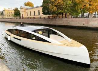 Аренда прогулочного катера: руководство