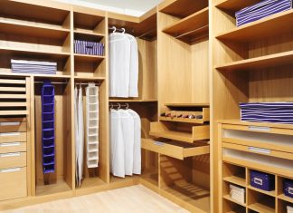 Как выбрать гардеробную?