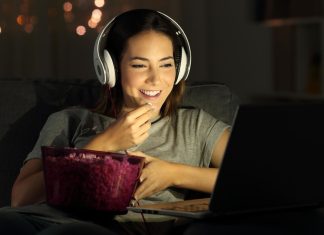 Какова польза от просмотра фильмов жанра «комедия»?