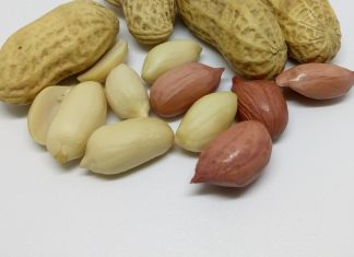 Арахис в хрустящей оболочке — одна из лучших закусок к пенному