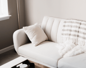 Плюсы выбора клининговой компании для уборки дома или квартиры