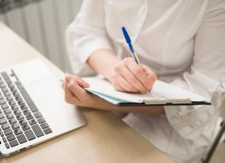 Лучшие маски для волос с витаминами для здоровья и красоты