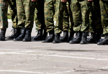 Обвинение в самовольном оставлении части: как квалифицируют деяние и где искать юридическую правду