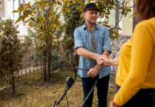 Сосед перекрыл дорогу к участку: как добиться права проезда через сервитут?