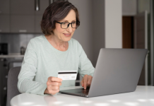 Простой путь к выгоде: как оформить пенсионную карту онлайн